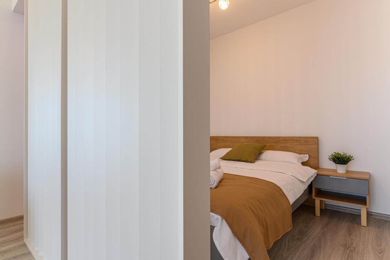 The Mountain Nest Apartment Brasov Luaran gambar