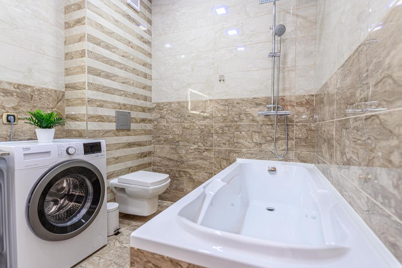 The Mountain Nest Apartment Brasov Luaran gambar